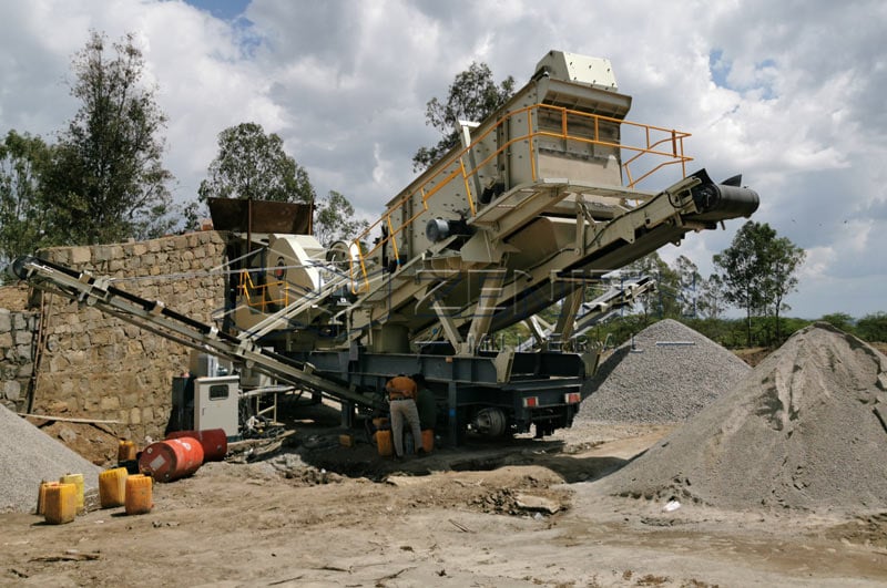 مستعملة سعر كسارة الحجر المتنقلة للمحاجر